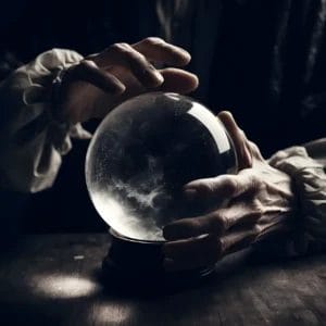 Lire la suite à propos de l’article Médium ou voyant : Qui peut réellement prédire l&rsquo;avenir ?